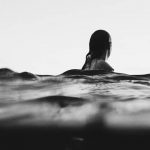 Mujer en agua - Historias Cortas